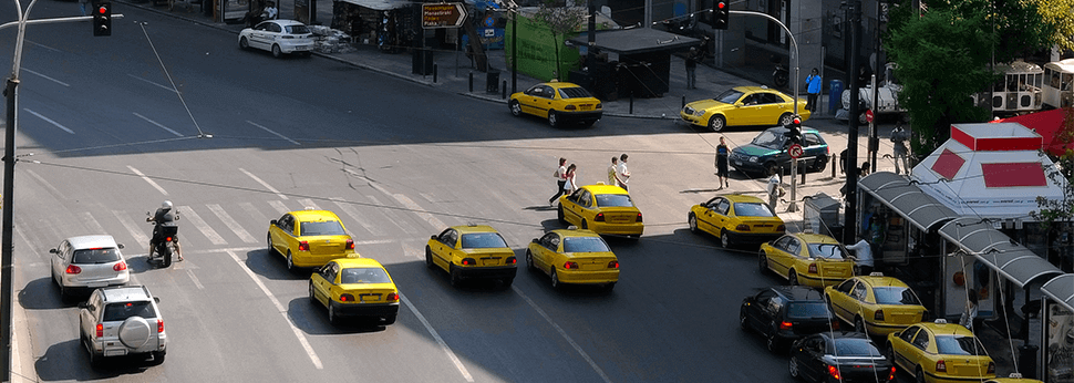 Οι λόγοι για να επιλέξει κάποιος υβριδικό ταξί