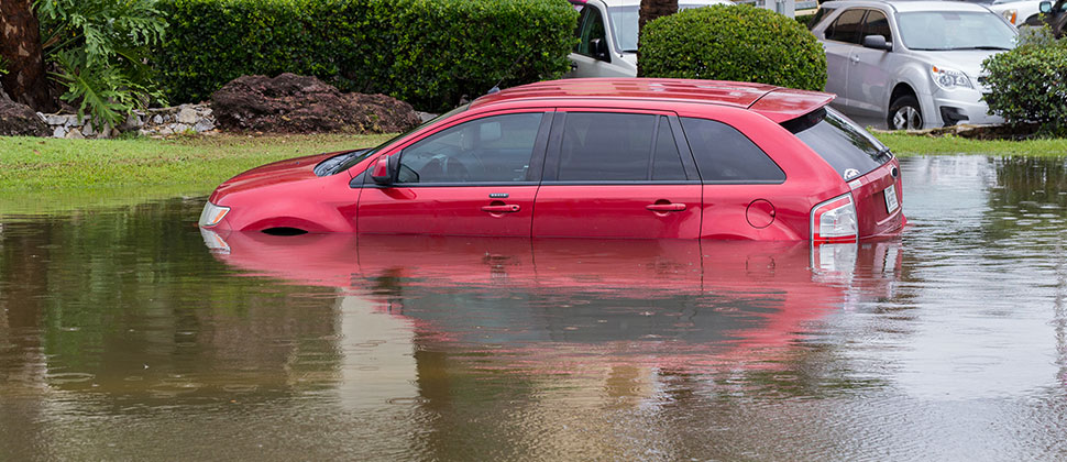 Πλημμυρισμένο αυτοκίνητο